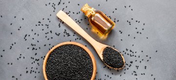 Olej z čiernej rasce (černušky siatej) a jeho vplyv na zdravie